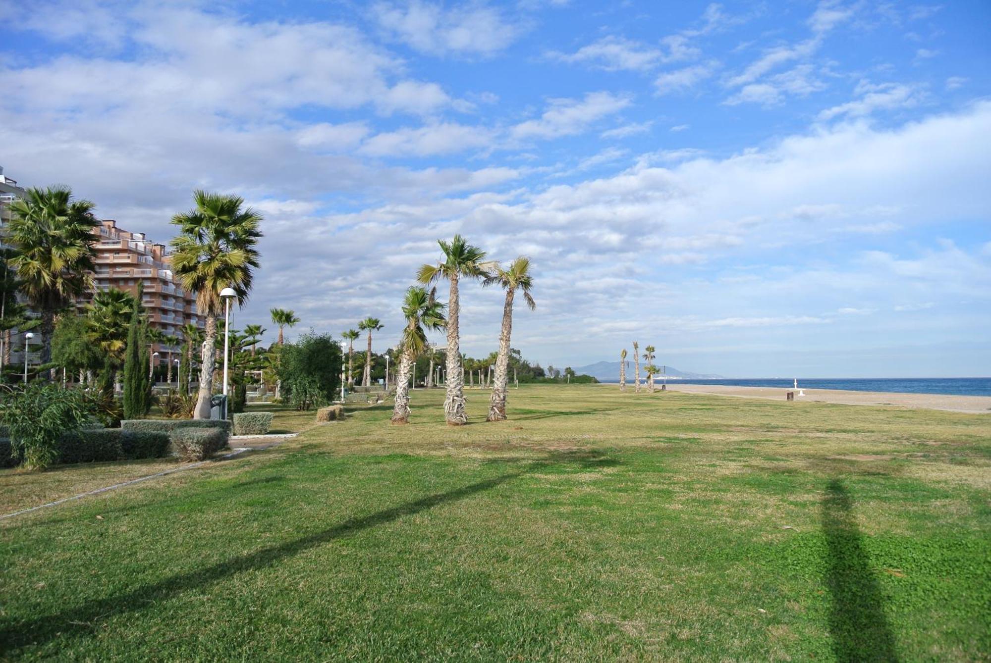Apartamentos Danesp-Playa De Les Amplaries Marina Dor- Frontales Al Mar Оропеса-дель-Мар Екстер'єр фото