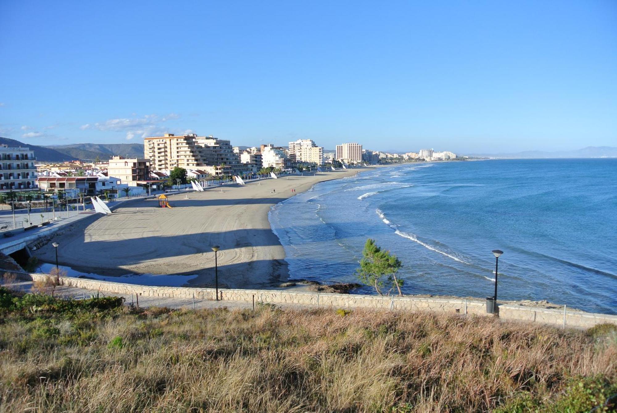 Apartamentos Danesp-Playa De Les Amplaries Marina Dor- Frontales Al Mar Оропеса-дель-Мар Екстер'єр фото